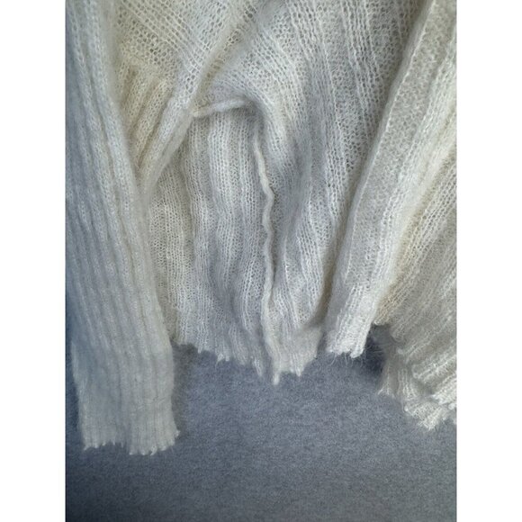 Free People Alpaca Blend Slouchy Oversized Sweater Cream Cowl Neck Fluffy Sz XS - Picture 11 of 16